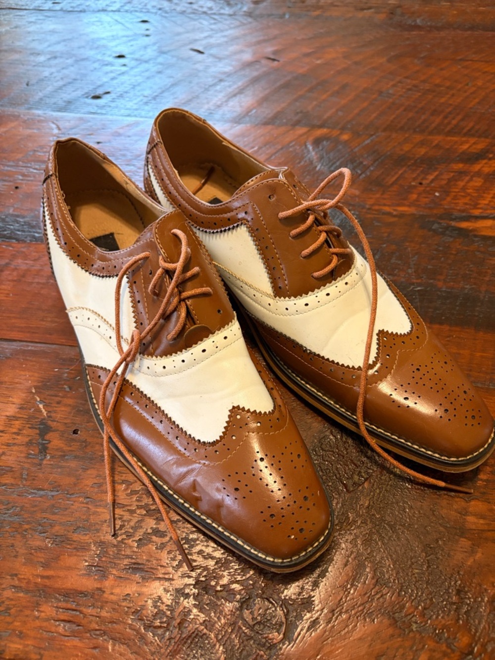 Classic Two-Tone Tan and White Leather Wingtip Oxfords